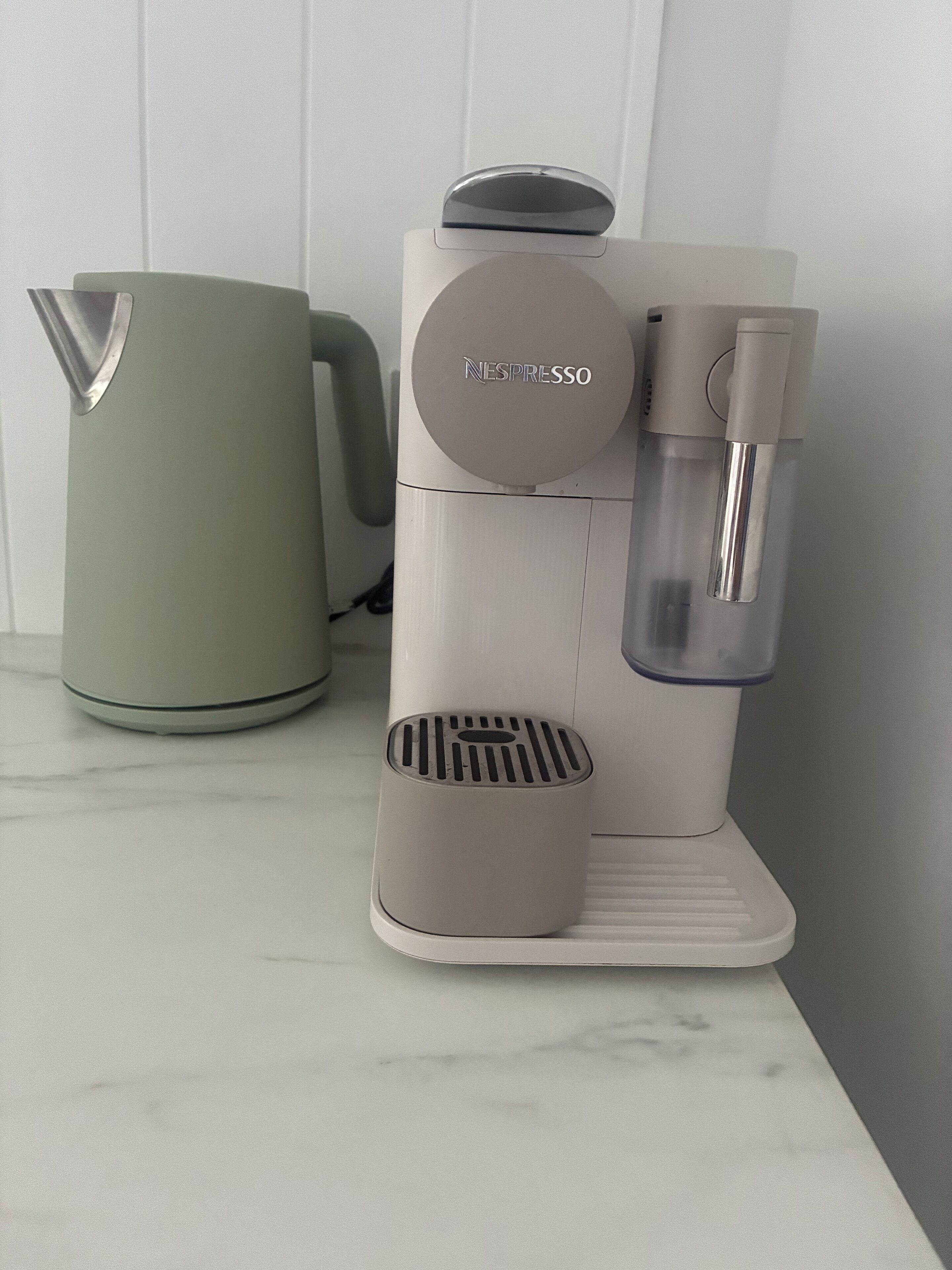 Kaffe og/eller kaffemaskin