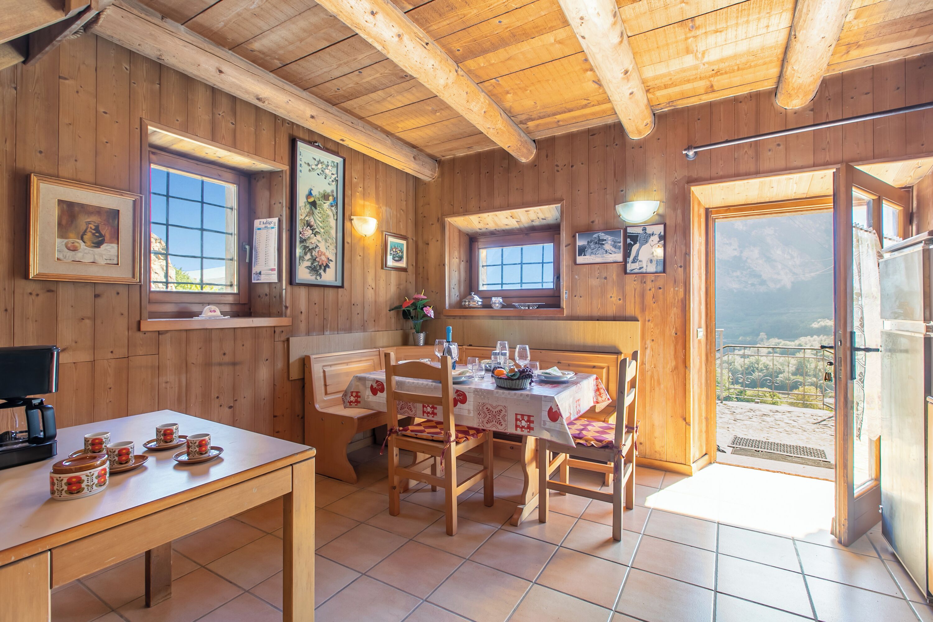 Nhà dành cho gia đình, nhiều phòng ngủ (Private Green Oasis) | Phòng ăn