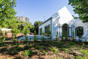 Exterior - Hemelberg Guesthouse (Stellenbosch)