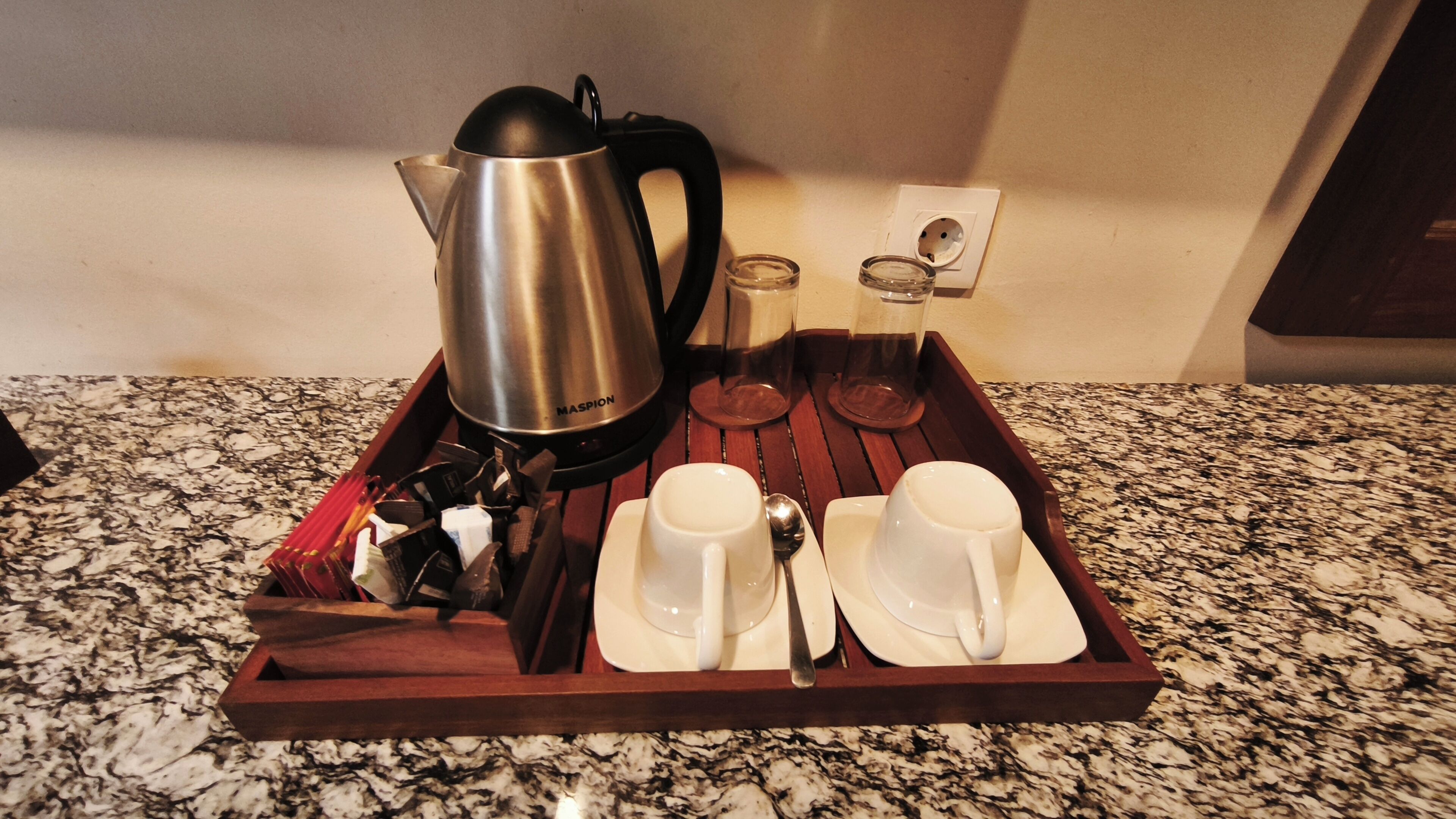 Kaffe og/eller kaffemaskin