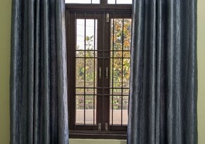 Classic Double Room | Desk, laptop workspace, free WiFi, bed sheets - Hotel HMI International (Meerut)