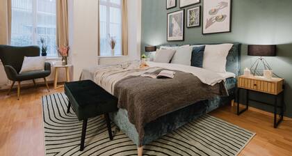 Elegant Loft Apartment in Lesser Town near National Theatre by EasyBNB Premium