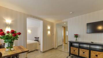 1 chambre, fer et planche à repasser, Wi-Fi, draps fournis
