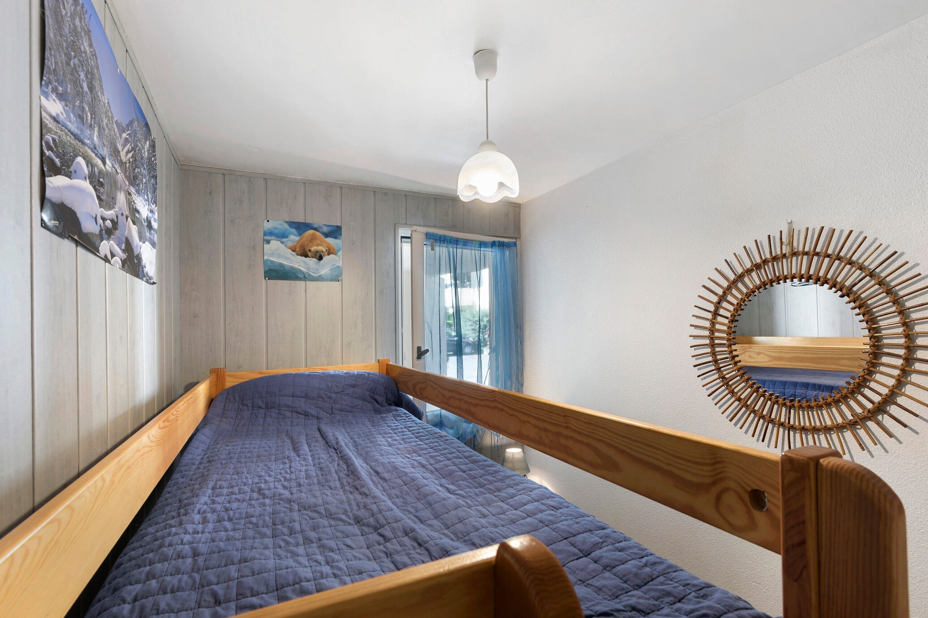 1 bedroom, iron/ironing board