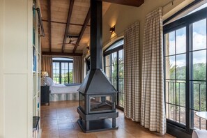 3 bedrooms, iron/ironing board, free WiFi, bed sheets - YourHouse Villa Relax Son Riera (Sineu)