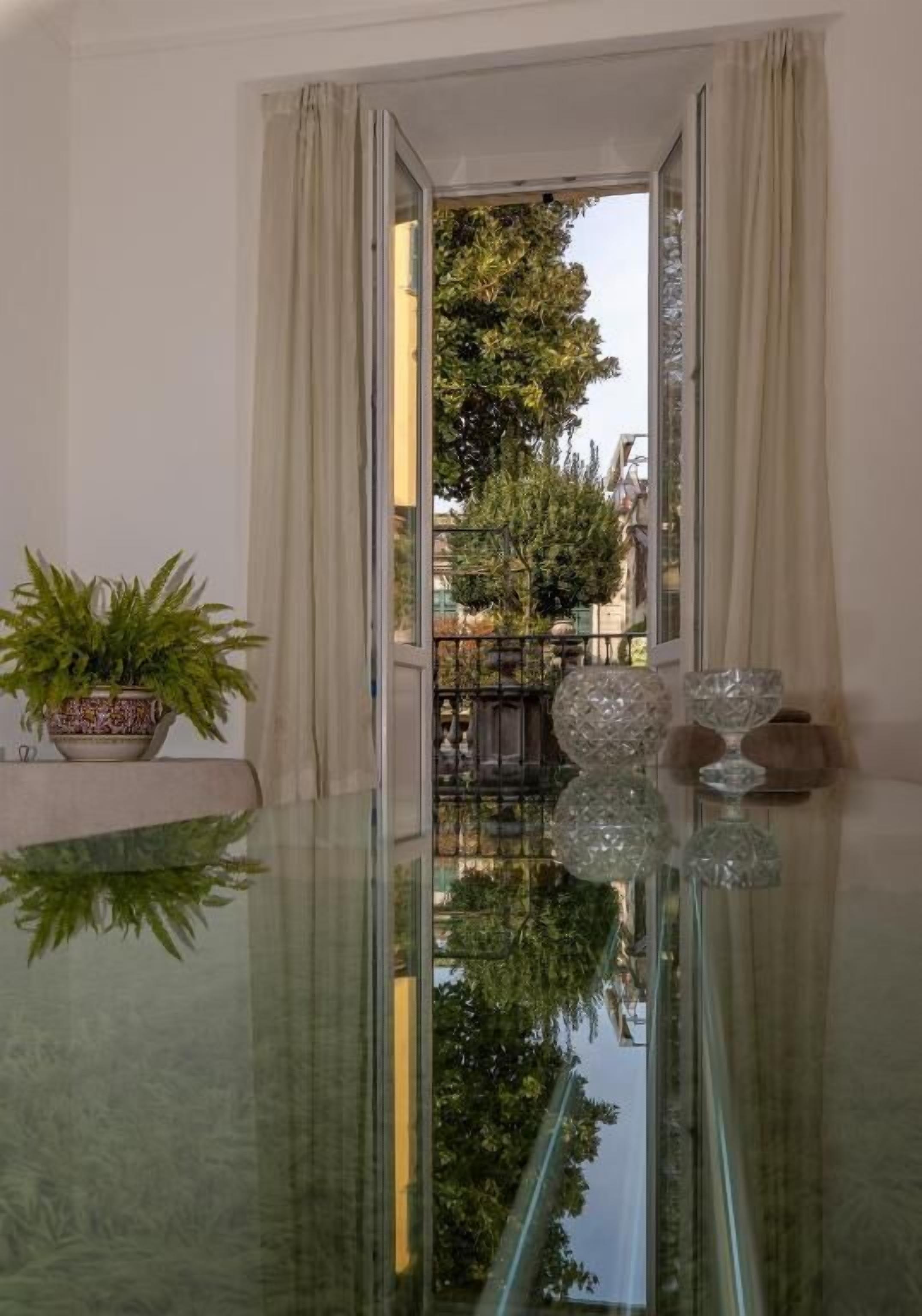 Departamento de lujo, balcón, vista a la ciudad | Interior