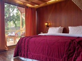 Standard Room | Free WiFi