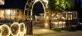Ayash Resort