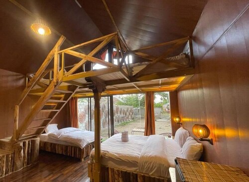 Ayash Resort