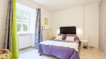 3 bedrooms, iron/ironing board, WiFi