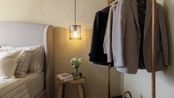 2 bedrooms, free WiFi, individually decorated, individually furnished