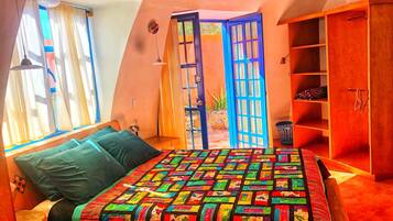 Suite estudio Prestigio, vista al jardín | Tabla de planchar con plancha y wifi gratis