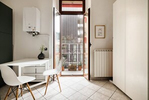 Interior - Hostmate - Milano - Volturno - Isola (Milan)
