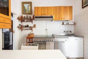 Private kitchen - Argentario Penthouse with terrace overlooking the sea (Porto Santo Stefano)