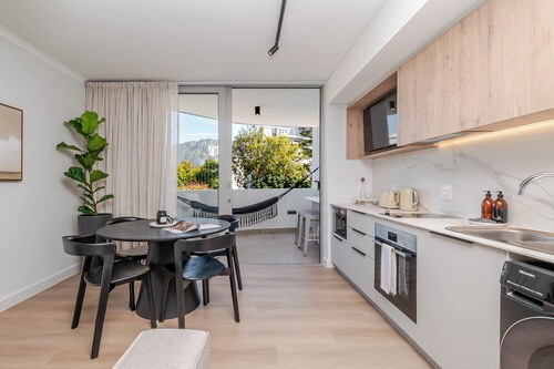 New Studio with Mountain Views next to Cavendish