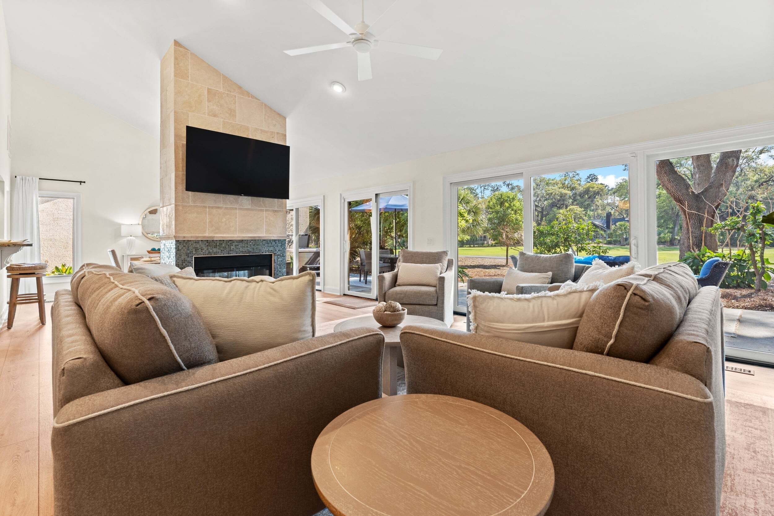 Welcome to Pin High Palms — renovated, spacious, and designed for gathering