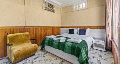 Beautiful 7-bedroom hotel in tranquil Aghbalou perfect for groups
