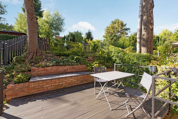 Deluxe Apartment, Garden View | Outdoor dining