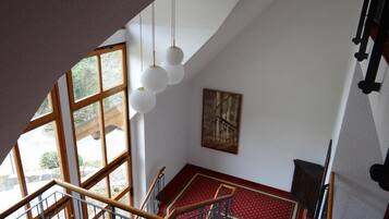 Chambre Double, vue cour intérieure | Intérieur