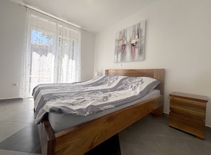 2 bedrooms - Perla Blu - Modern Seaside Escape (Preko)