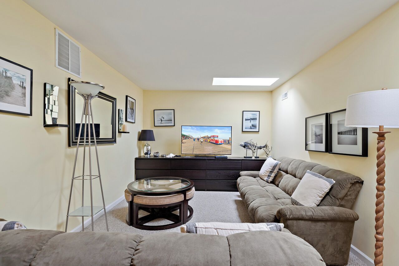 Ocean View | 1 Block To Beach/boardwalk | Sleeps 12 | 3br+loft | 3ba - Wildwood, NJ