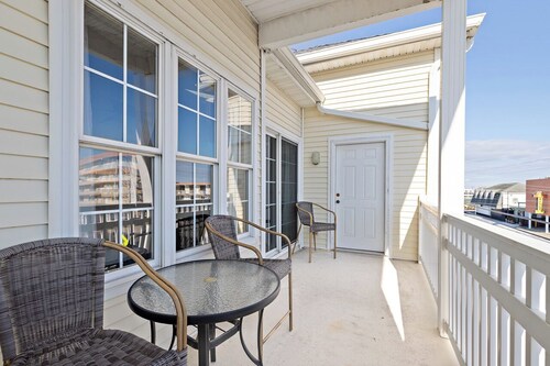 Ocean View | 1 Block to Beach/Boardwalk | Sleeps 12 | 3BR+Loft | 3BA