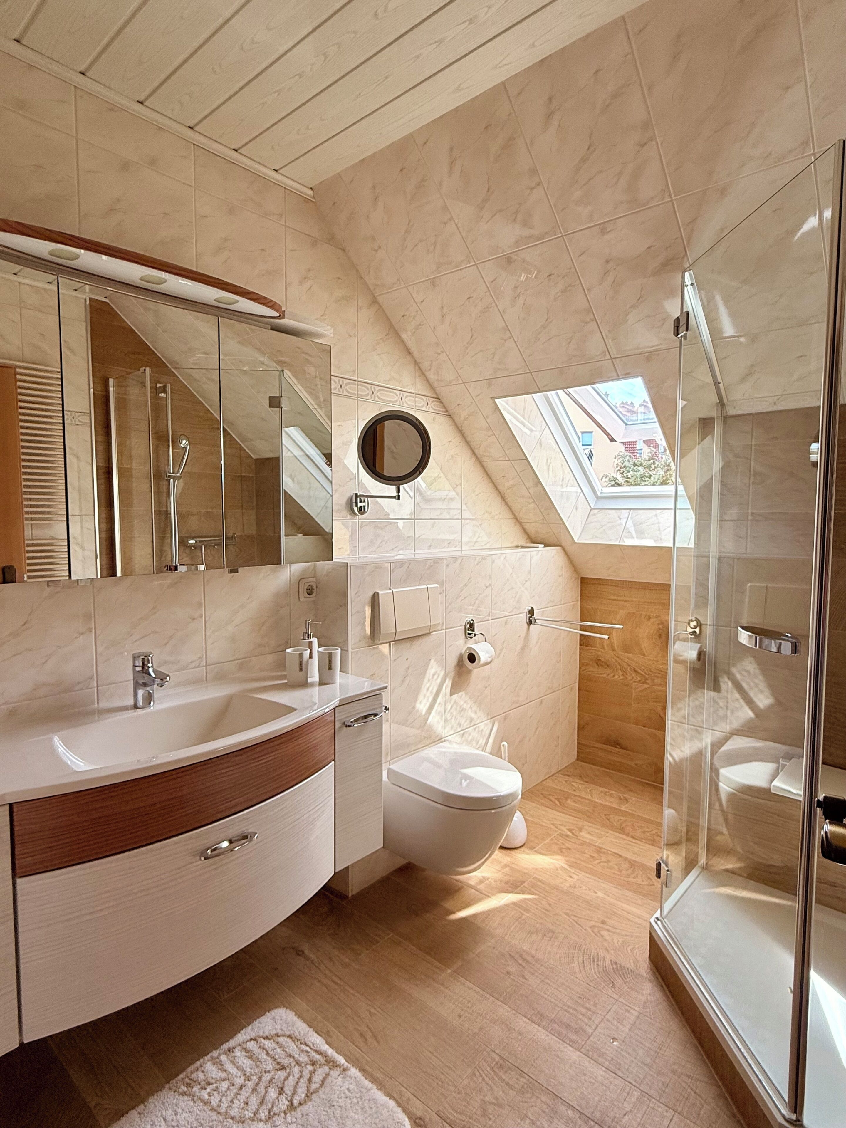 Shower, hair dryer, towels, toilet paper