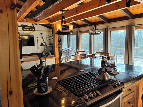 The Rustic Pearl - a family friendly getaway in charming Mountain Lakes