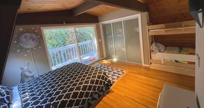 Luxurious Bayview Treehouse Hot Tub 15 min to SF