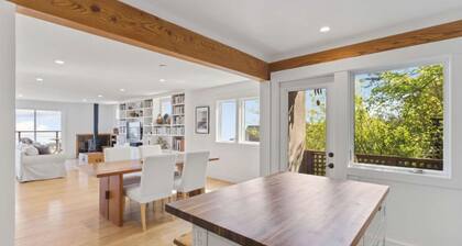 Stunning Views by the Bay 2BR
