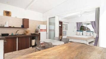 6 habitaciones y acceso a internet