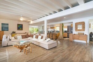 6 habitaciones y acceso a internet