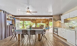 House | 4 bilik tidur, Internet 