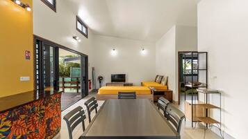 Rumah | 2 kamar tidur dan internet