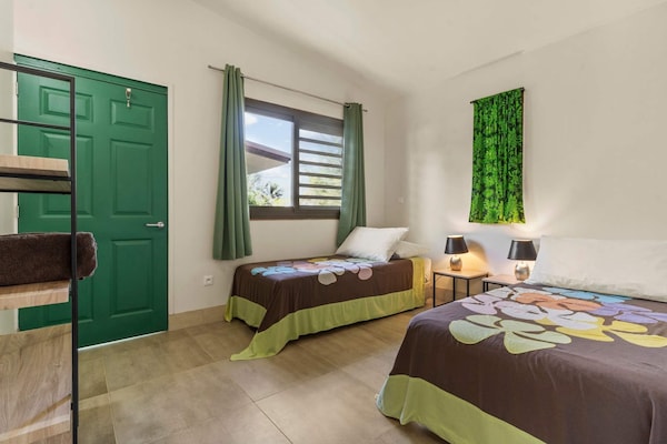 Temenino Pihiti Secluded Bungalow - French Polynesia