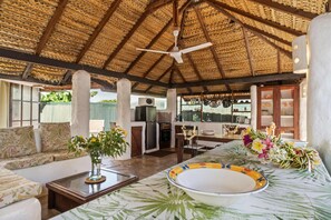 Studio - Large Private Garden Bungalow for 2 People (Moorea-Maiao)