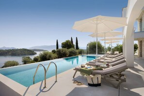 House | 4 bedrooms - Villa Unique in Lefkada (Lefkada)