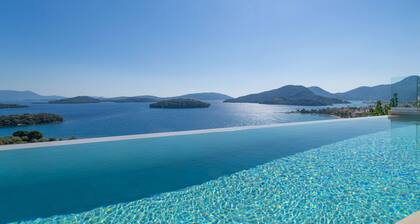 Smirties Villa Pasithea 4bed