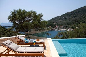 5 bedrooms - Villa Dara AND Todd in Sivota (Lefkada)