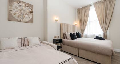 Bold St Aparthotel Book Individually or Book 8!
