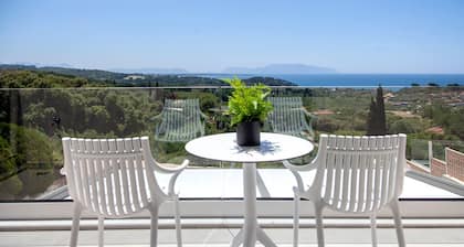 Lumiere Villa Monolithi 1