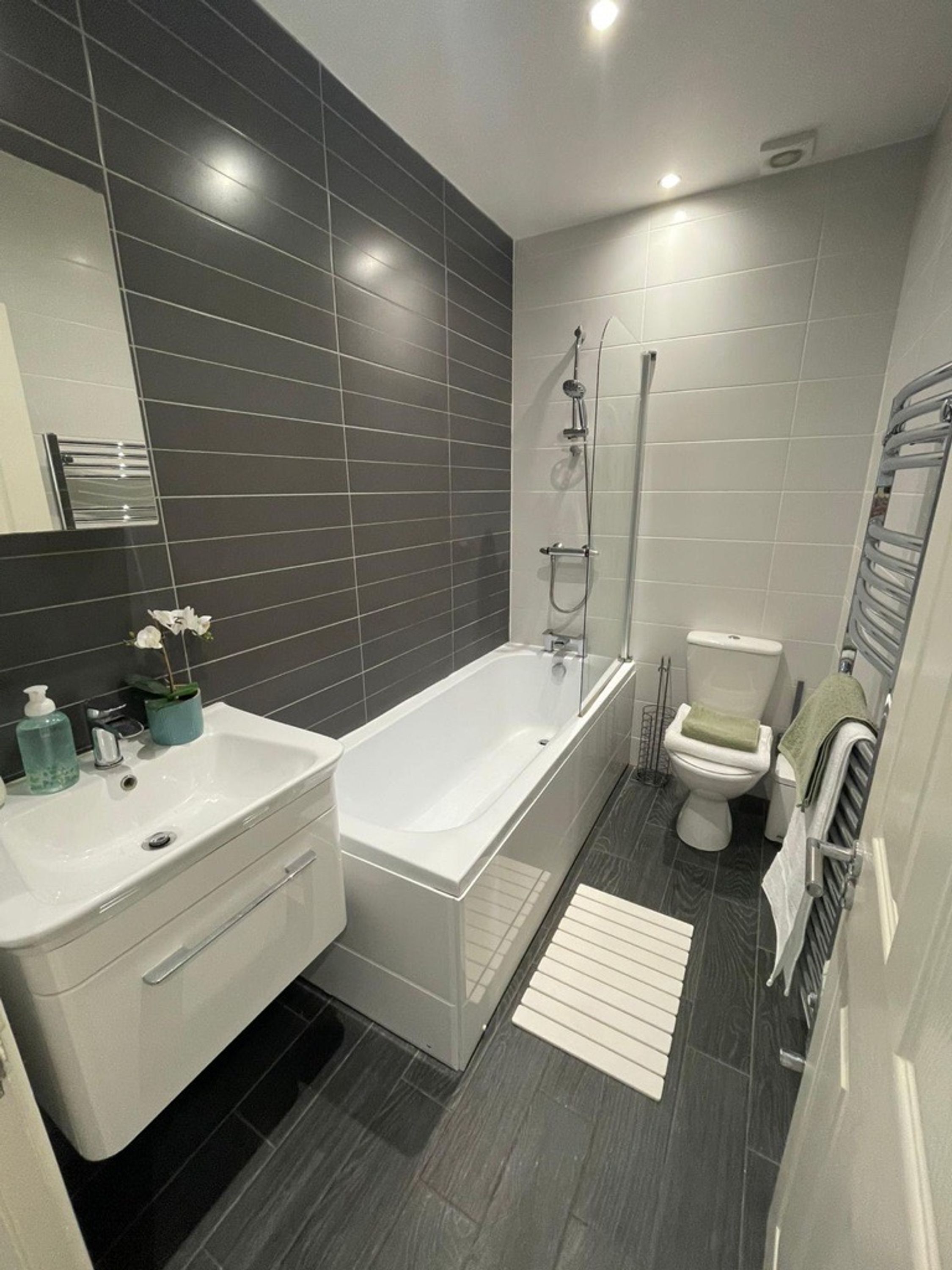 1 bedroom