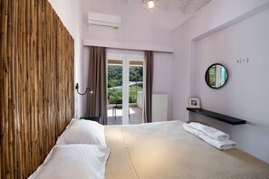 House - Drakatos X Apartment (Lefkada)