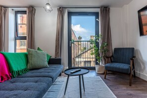 2 bedrooms - Top Floor Vibes Lgbtq Hotspot City Nights (Liverpool)
