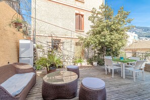 House - T2 Garden Close to Amenities MC (Beausoleil)