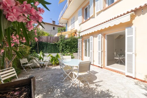 Family Villa-sea View Pool and Garden Near Monaco