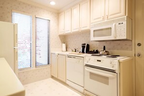 Apartment | 1 bedroom, Internet - Napa Escape Luxe King Bed Near Wineries Spa (Napa)