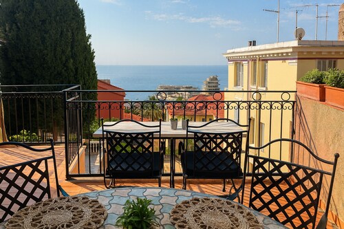 Renovated House in the Center of Beausoleil