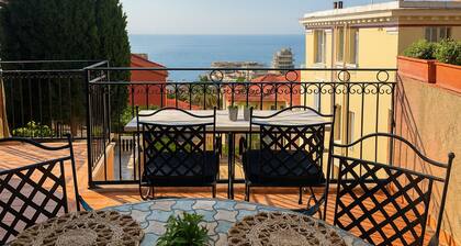 Renovated House in the Center of Beausoleil