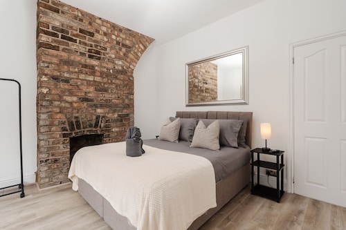 Homey Stay Prime Anfield Spot Fast Wifi